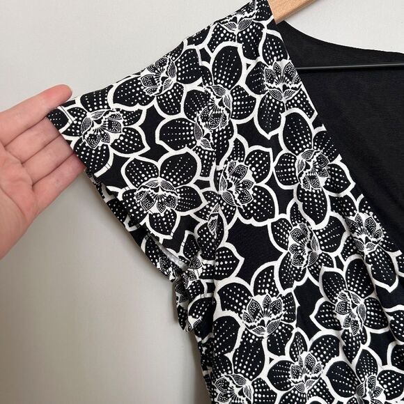 Loft Black and White Flutter Floral Wrap Dress - Picture 5 of 9